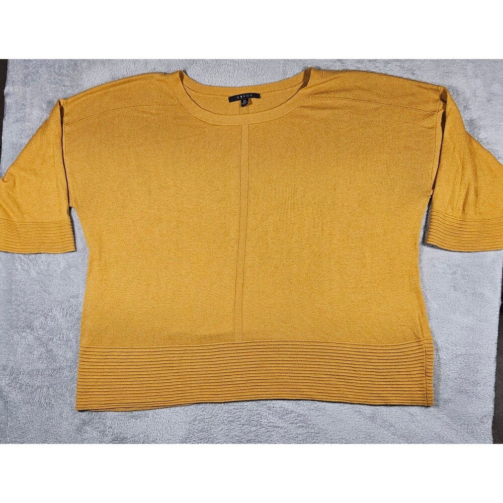Cyrus Women’s 2X Mustard Gold Knit Sweater Top Ribbed Hem Short Sleeve Plus Size